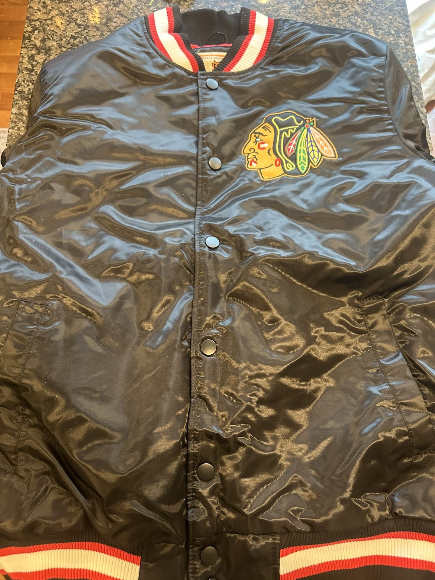 Official Blackhawks Starter satin bomber jacket New