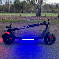 Electric scooter