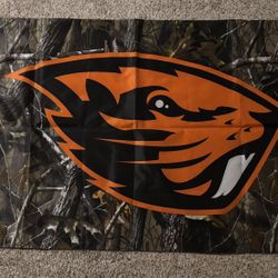 Camo Oregon State Beavers Flag (5’1” x 2’11”)