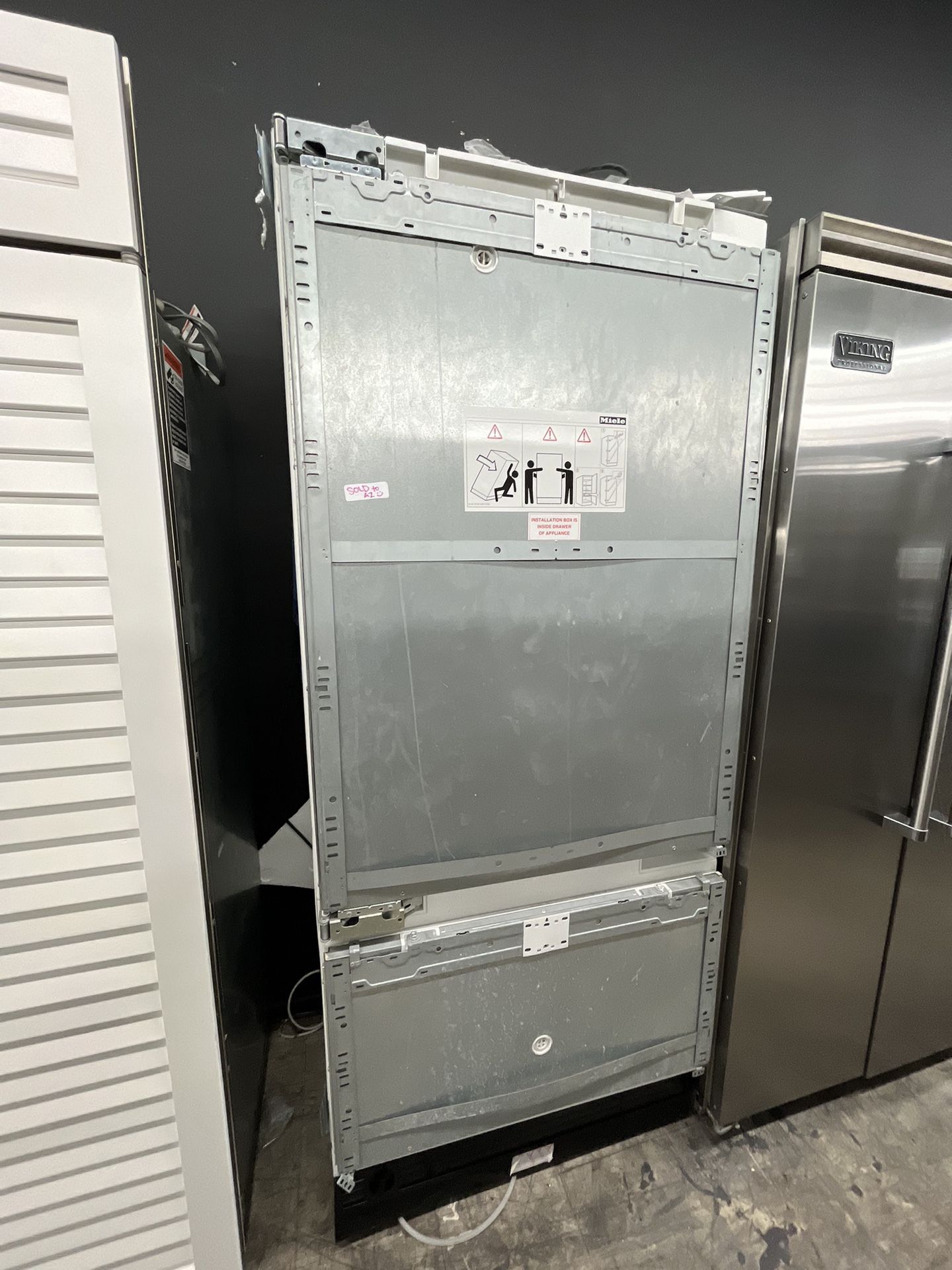 Miele Built In Panel Ready 36” Refrigerator With Ice Maker - Main Image