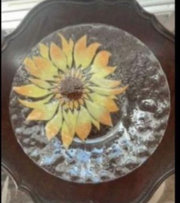 Hand Painted, Signed Beautiful Sunflower 🌻 Plate