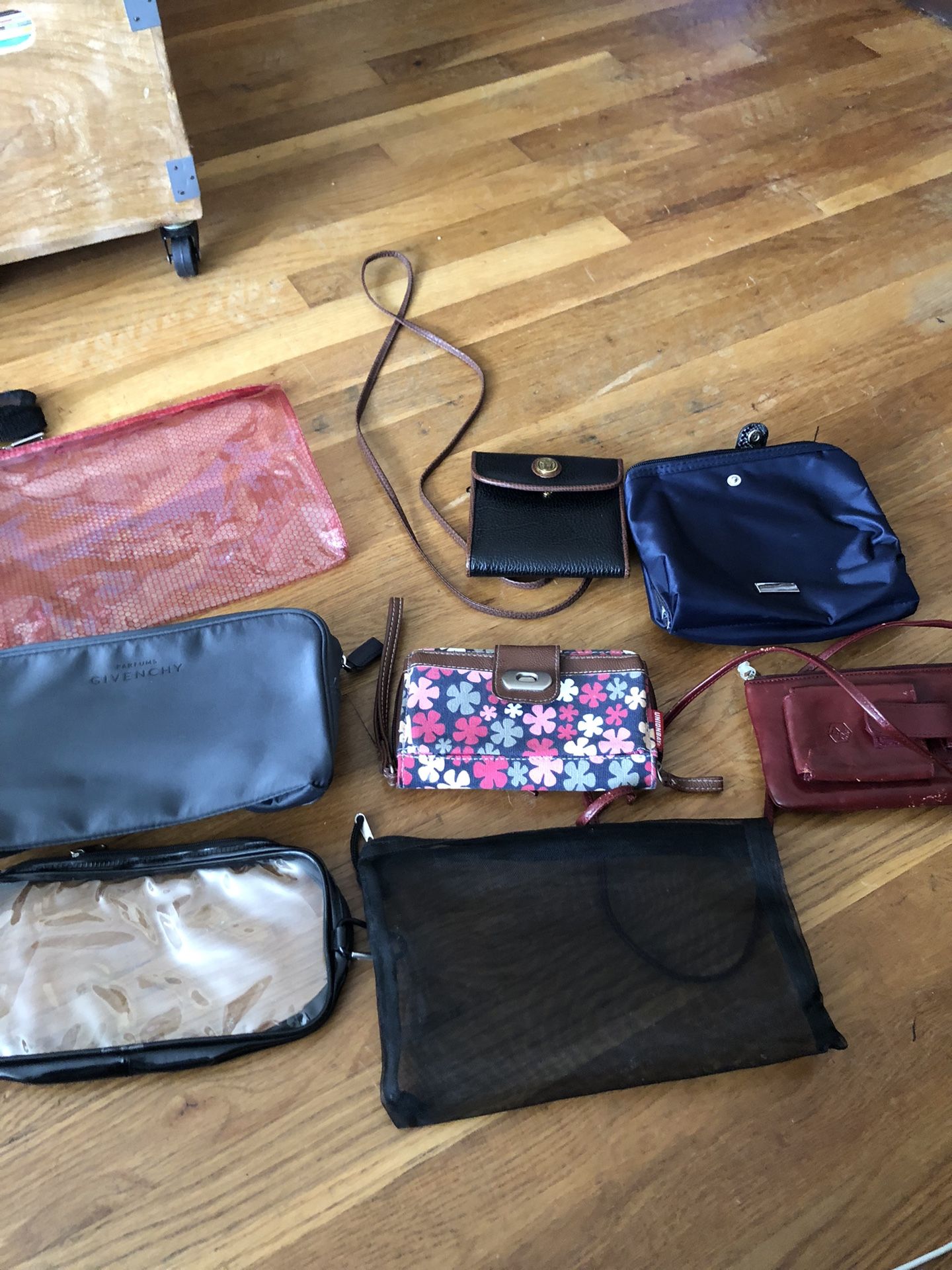 Any Wallet Or Case $1