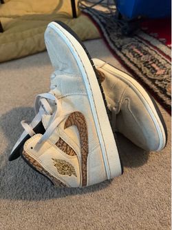 Size 11 men’s Jordan’s