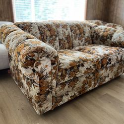Vintage 70s velvet Love Seat sofa Stanton - Pristine condition