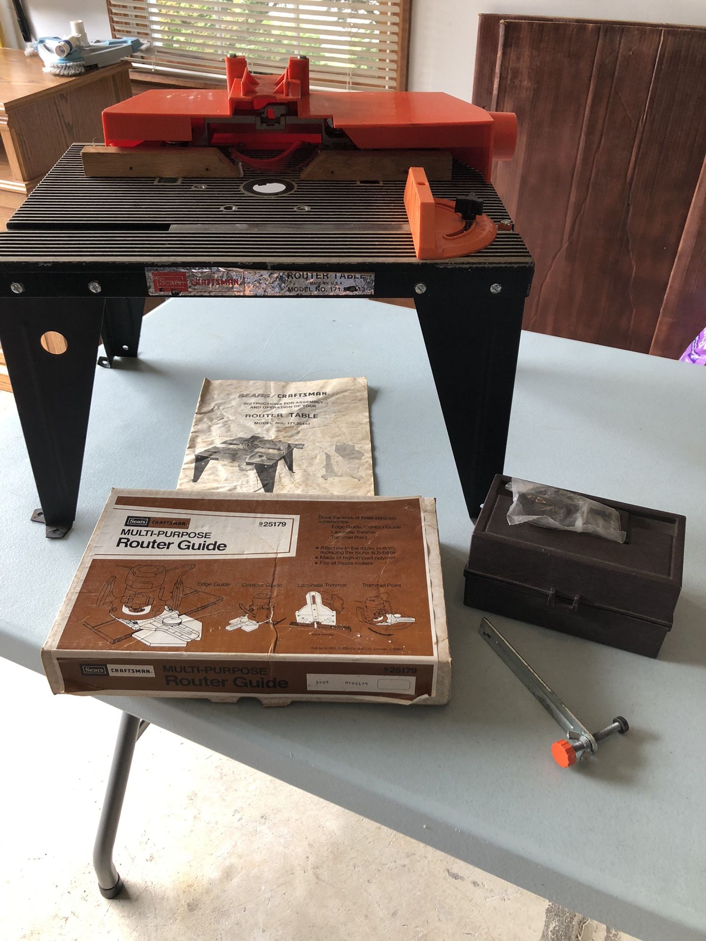 Craftsman Router Table, Router Guide And Bits.