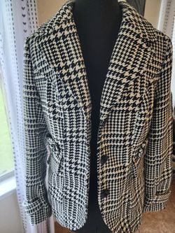 MEDIUM checkered Jacket 