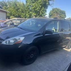 2008 Toyota Sienna