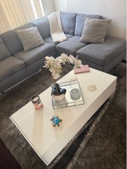 Modern white coffee table
