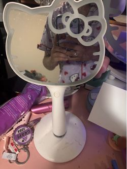 Hello kitty magnetic mirror LED