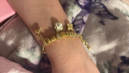 Gold Charm Bracelet with Flower Charms