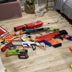 Tons Of Nerf Guns And Accessories 