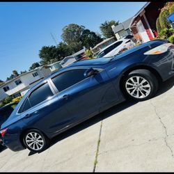 2015 Toyota Camry Hybrid