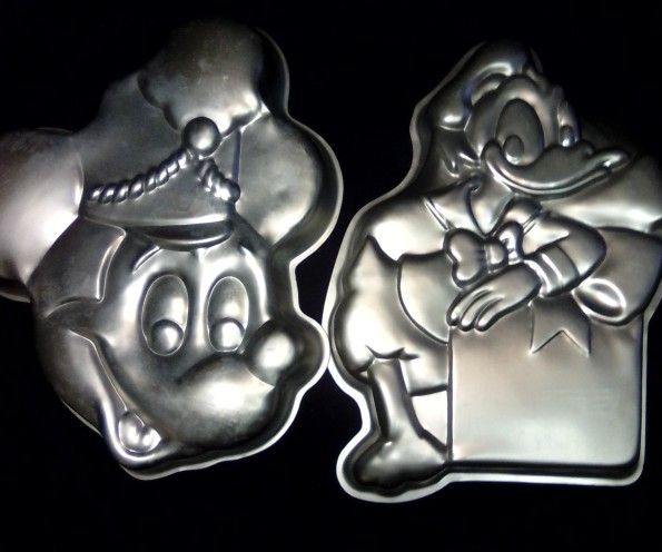 1970 Mickey And Donald Cake Pans