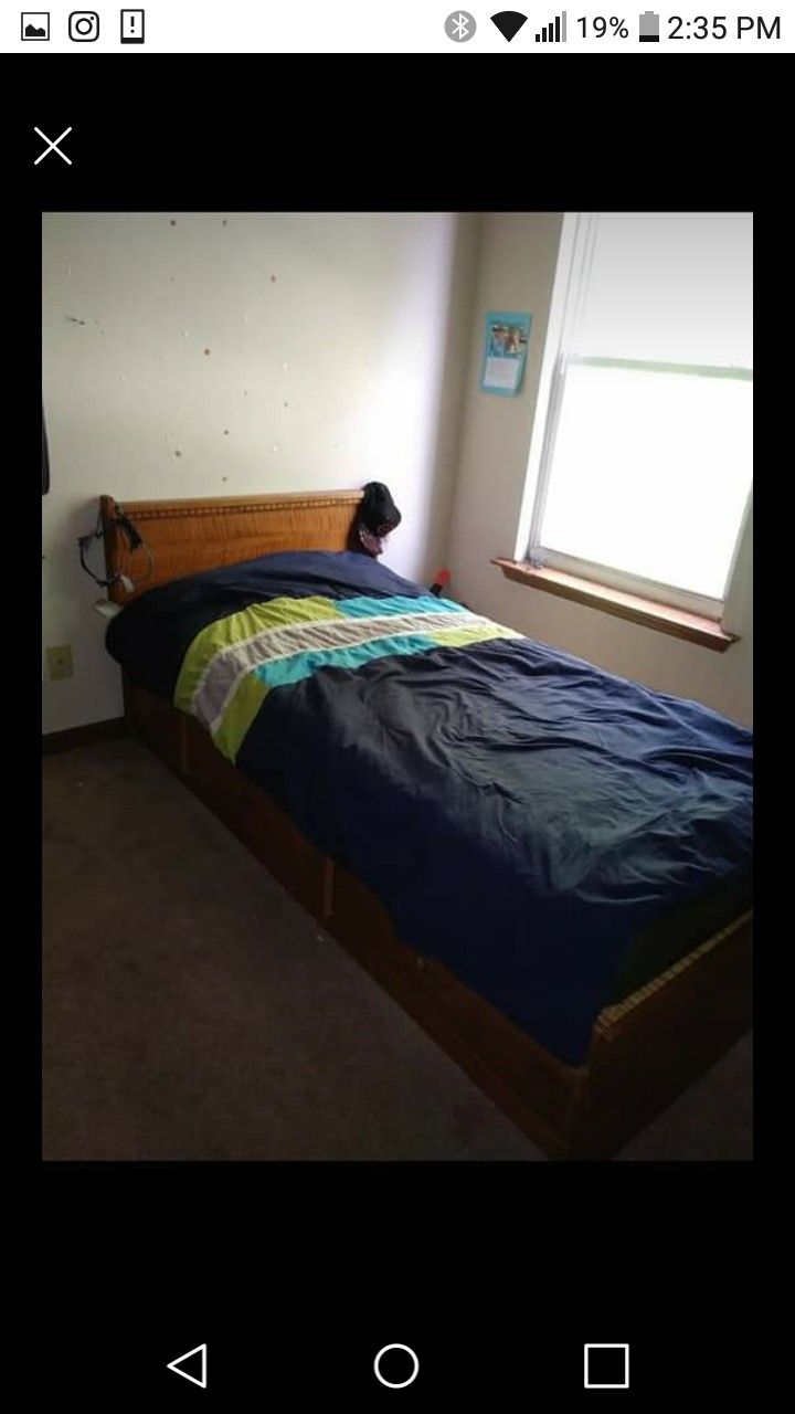 $$Twin bed & stand for sell!$$