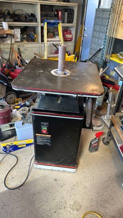 Oscillating  spinal sander