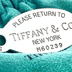 Authentic Vintage Tiffany & Co. Return to Tiffany Dog Tag Necklace Sterling Silver Large Oval Pendant 