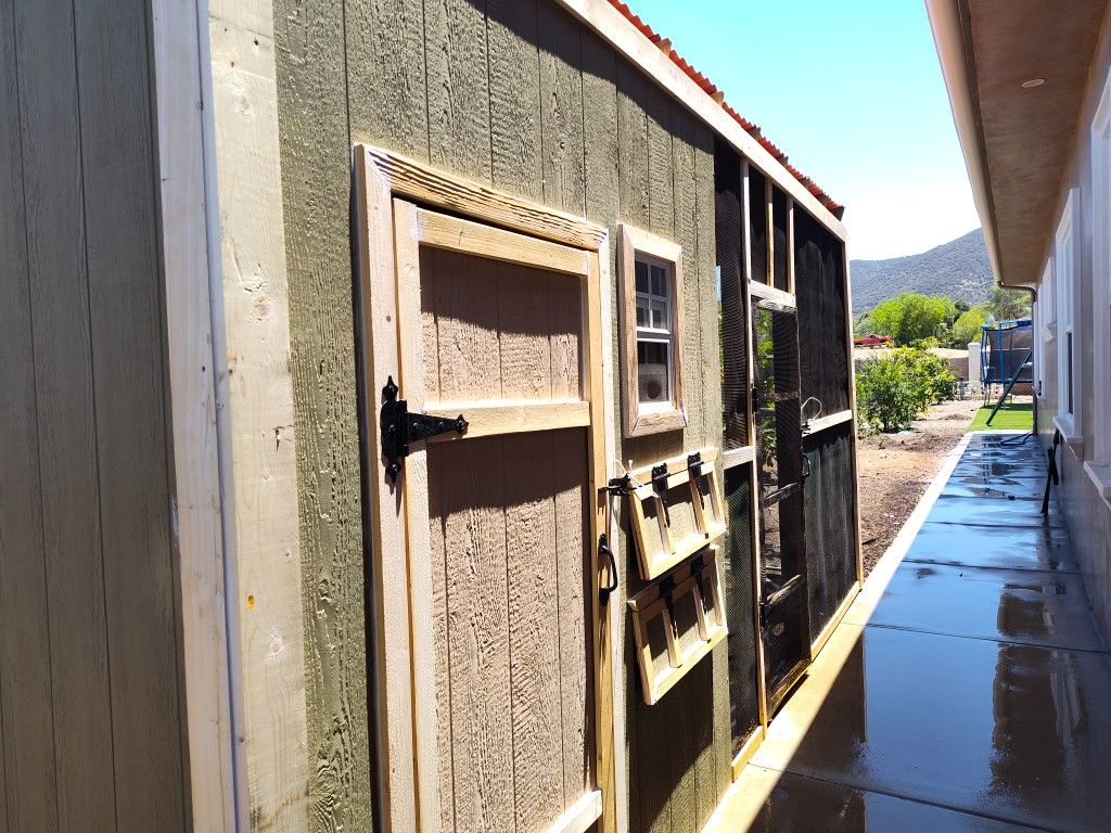 Custom Chicken Coops.