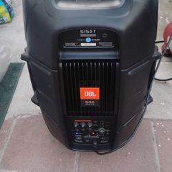 JBL 500 Series Speaker