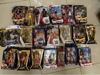 Lot of 20 Wrestle WWE Elite Collectible Action Figures
