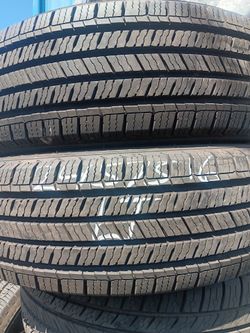 Vendo 2 Llantas Usadas 245 75 16 LT 98 devida
