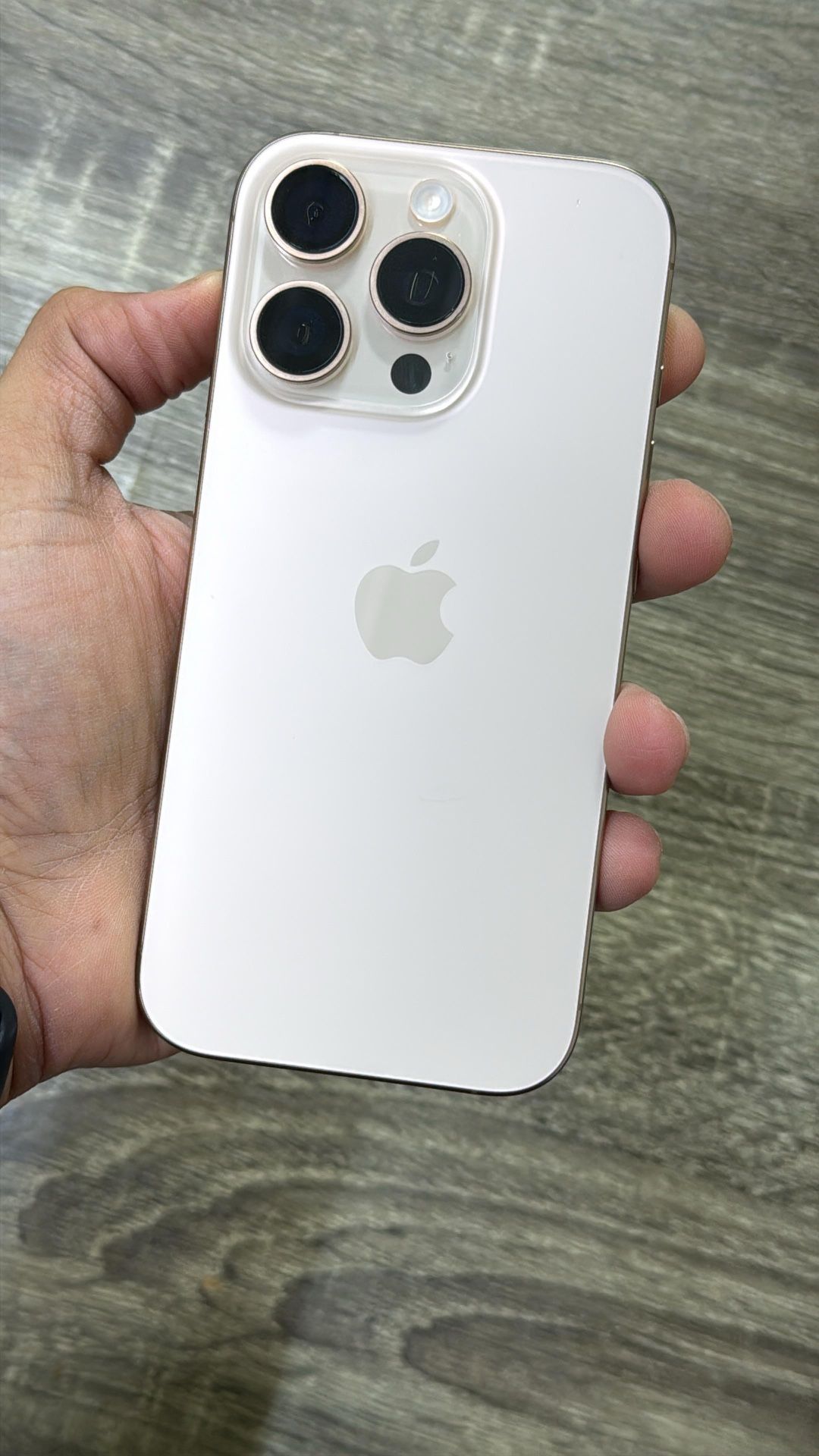 iPhone 16 Pro 128 Gb Unlocked