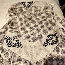 Woman's White House Black Market Skirt Set