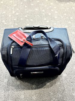 NEW Carry On Luggage W/ USB Charging Port, 15" Smart Under Seat Carry On Suitcase !