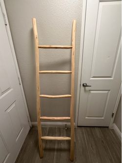 Decor Wood Ladder