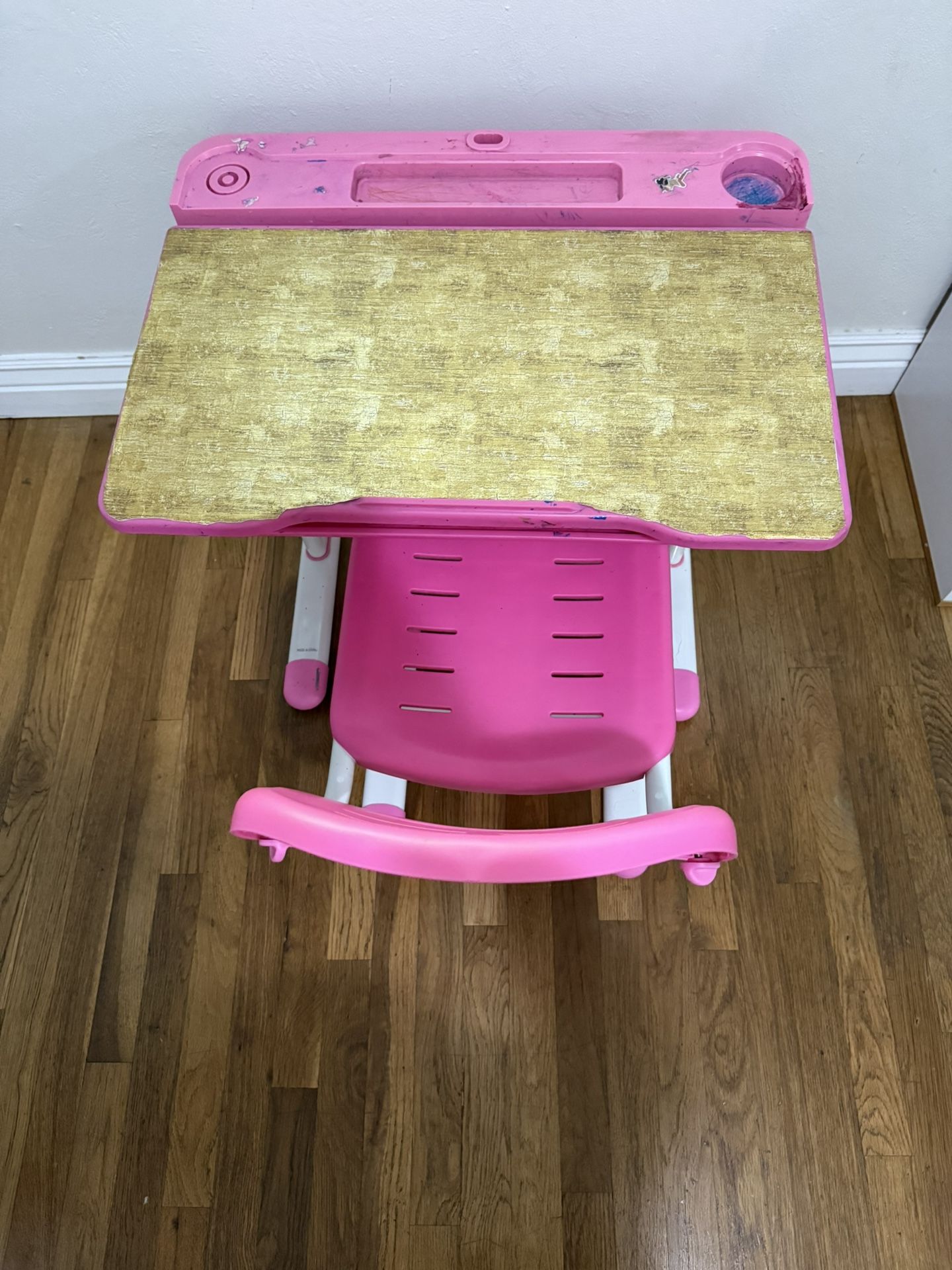 Kids Table