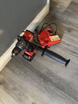 Hammer Drill Con Pila Del 5 Usado Como Nuevo