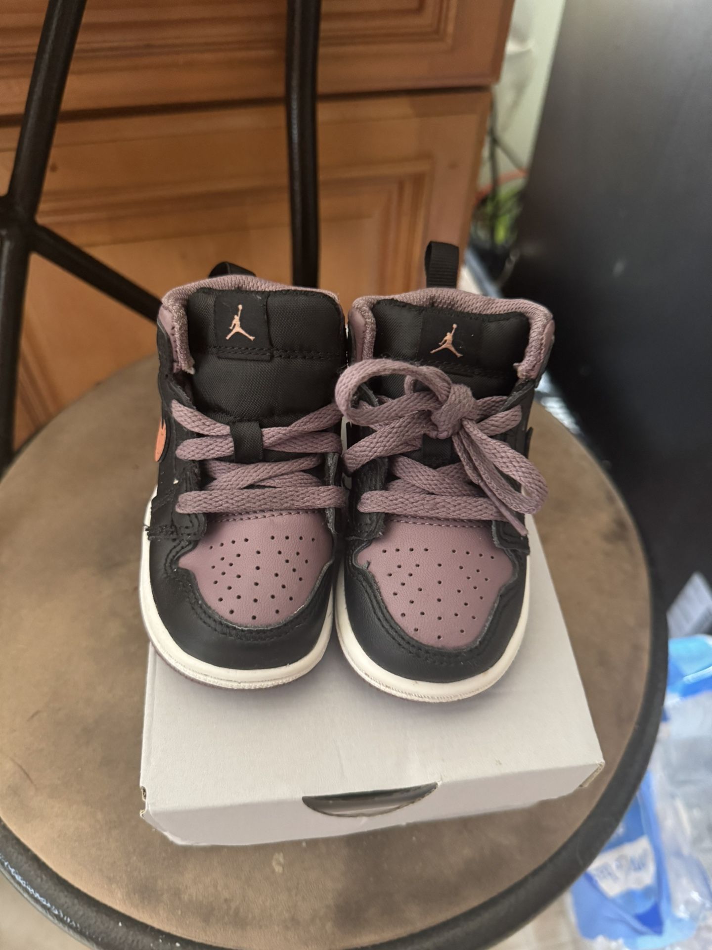 Jordan 1 Black Sky J Size 5c