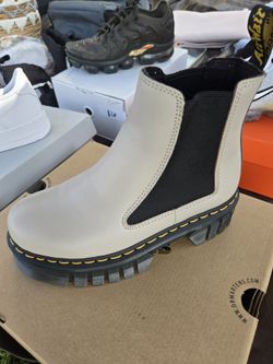 Dr Martens
