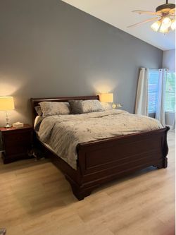 Cal King Bedroom Set