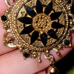 Vintage Denise Pendent Brooch  Tassel Black Onyx