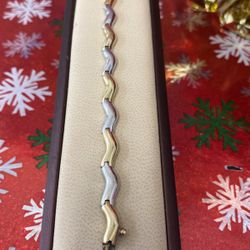Ladies Two Tone 14k Bracelet 