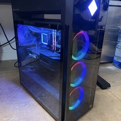 HP OMEN 45L Gaming PC – RTX 3070, Ryzen 7 5800X, 16GB RAM, SSD + HDD