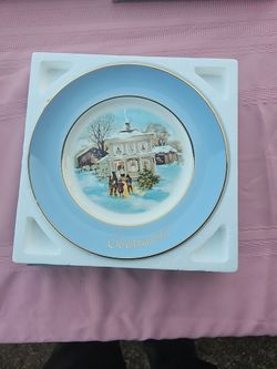 Christmas 1977 Collector Plate
