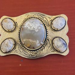 Belt buckle