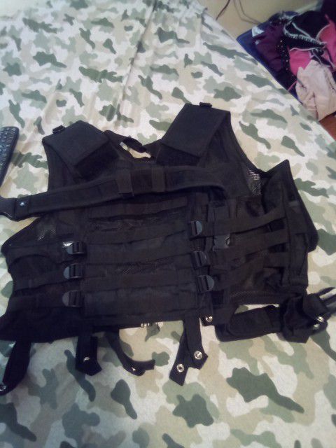 New Tactical Vest And Belt 