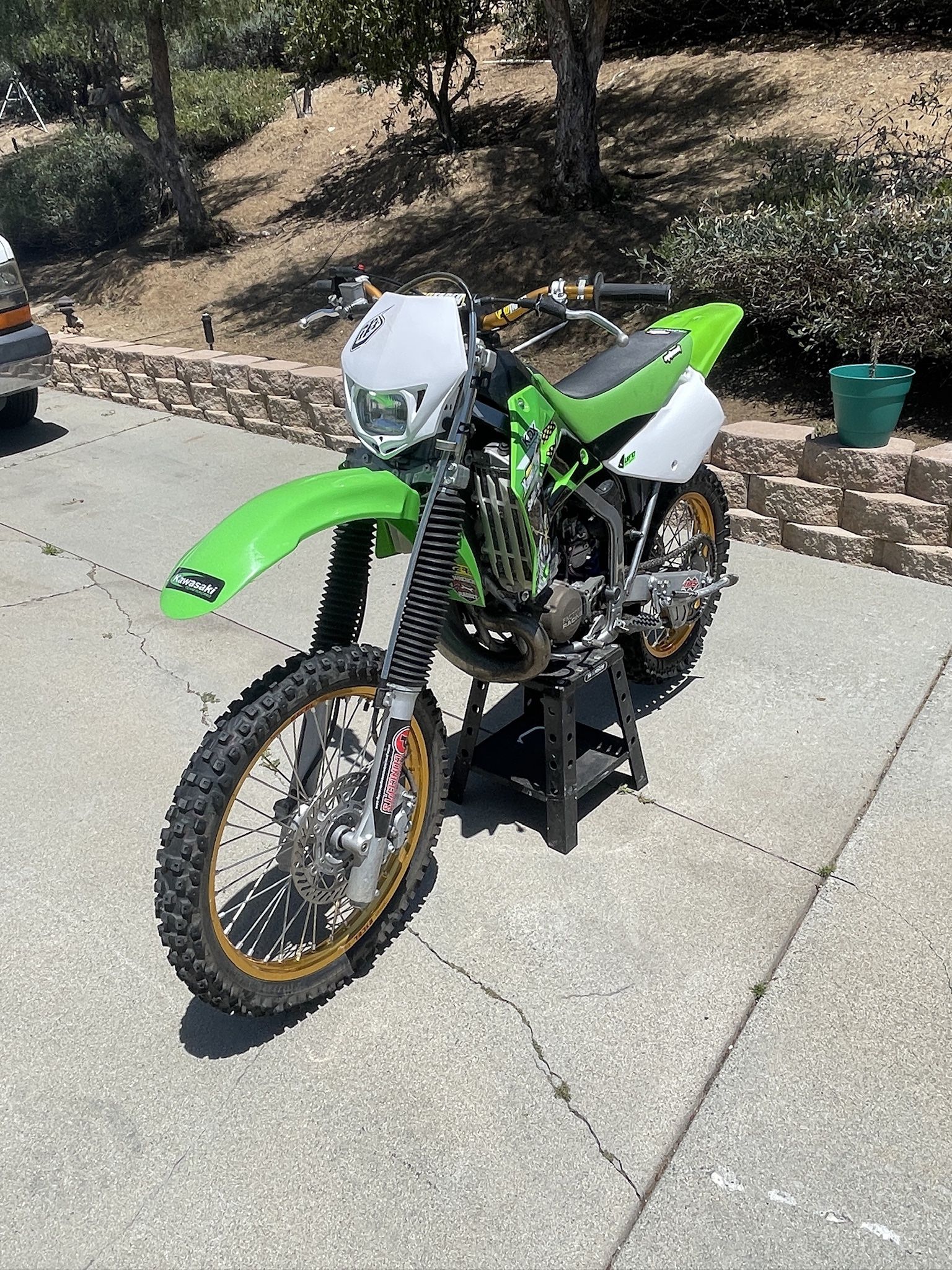 2004 Kawasaki Kdx 200 for Sale in Wildomar, CA - OfferUp