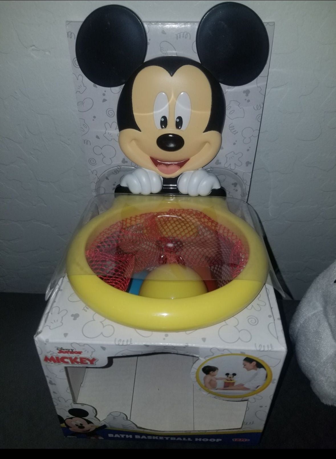 New Disney Mickey Mouse Baby Toy Basketball Hoop Bath toy