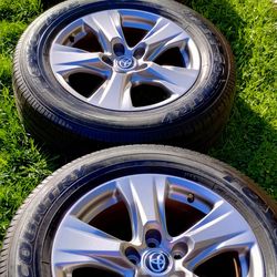 2024 TOYOTA 17" WHEELS AND TIRES WITH JUST 9KMILES  225/65/17 FOR ANY RAV4 SIENNA HIGHLANDER CHR VENZA OR TACOMA WITH 5LUGS