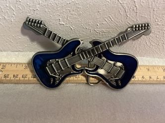 DOUBLE GUITAR BELT BUCKLE - $15 - NEW