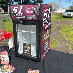 51-50 mini fridge