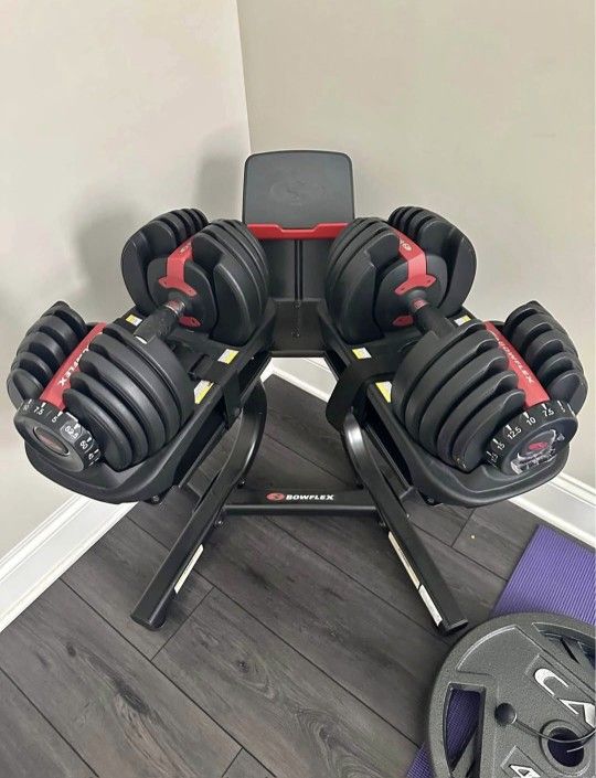Neatly Used 52.5 Bowflex Dumbbells