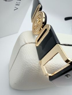 Sunglasses Black Gold Medusa Detail