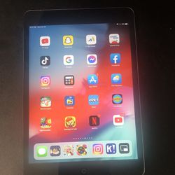 iPad Mini 2nd Generation 32gb WiFi 7.9” Screen