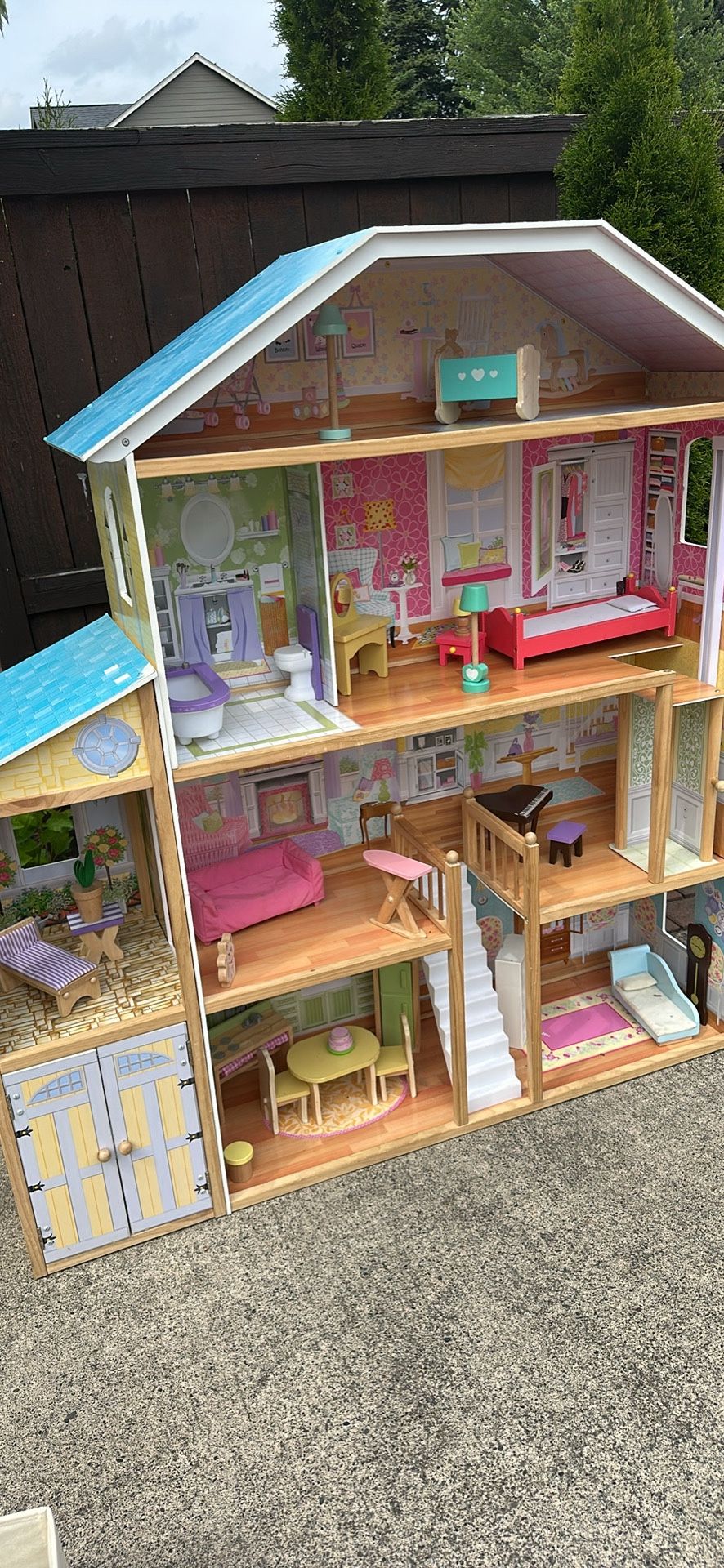 Doll Play House Barbe