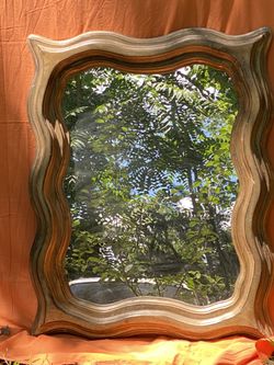 Beautiful Large unique mirror. 31" X 40" Great piece