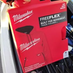 Milwaukee Special Buy Pullover